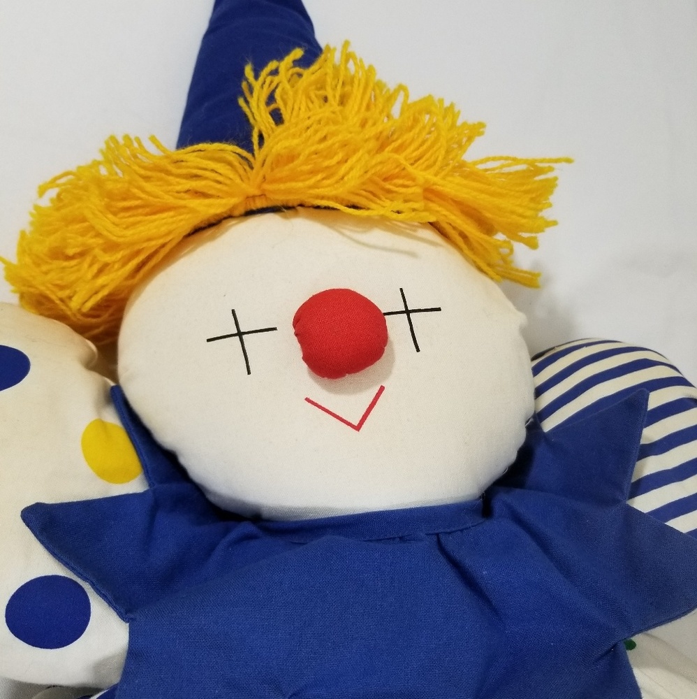 Pier 1 Import 32"x21" Plush Stuffed Circus Clown - Picture 5 of 7